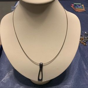 Pendant necklace